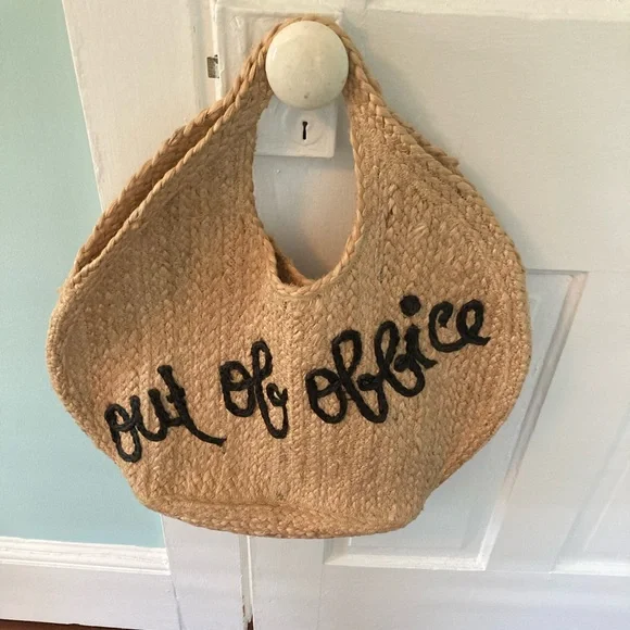 NWOT - Shiraleah ‘Out of Office' Woven Bag - Picture 9 of 9